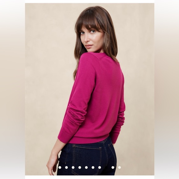 Banana Republic burgundy, Forever V-neck sweater sz L - Picture 6 of 6